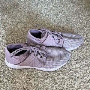 New balance running shoes